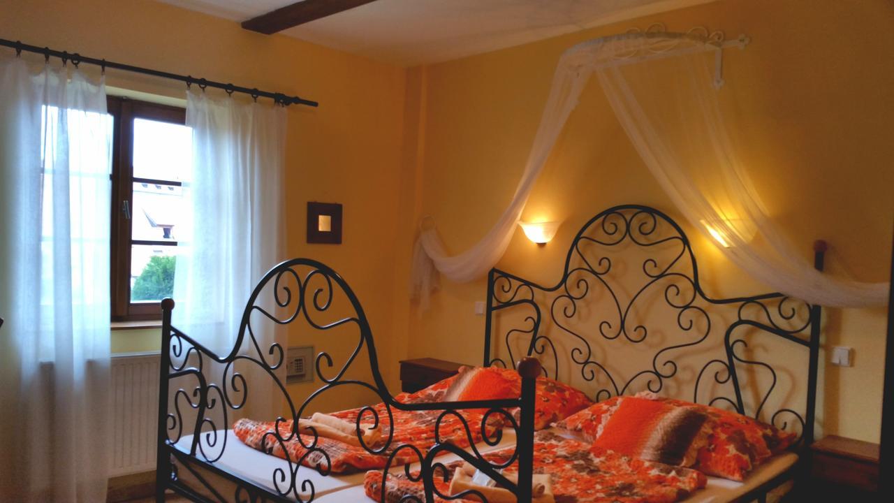 Penzion Merlin Cesky Krumlov Luaran gambar